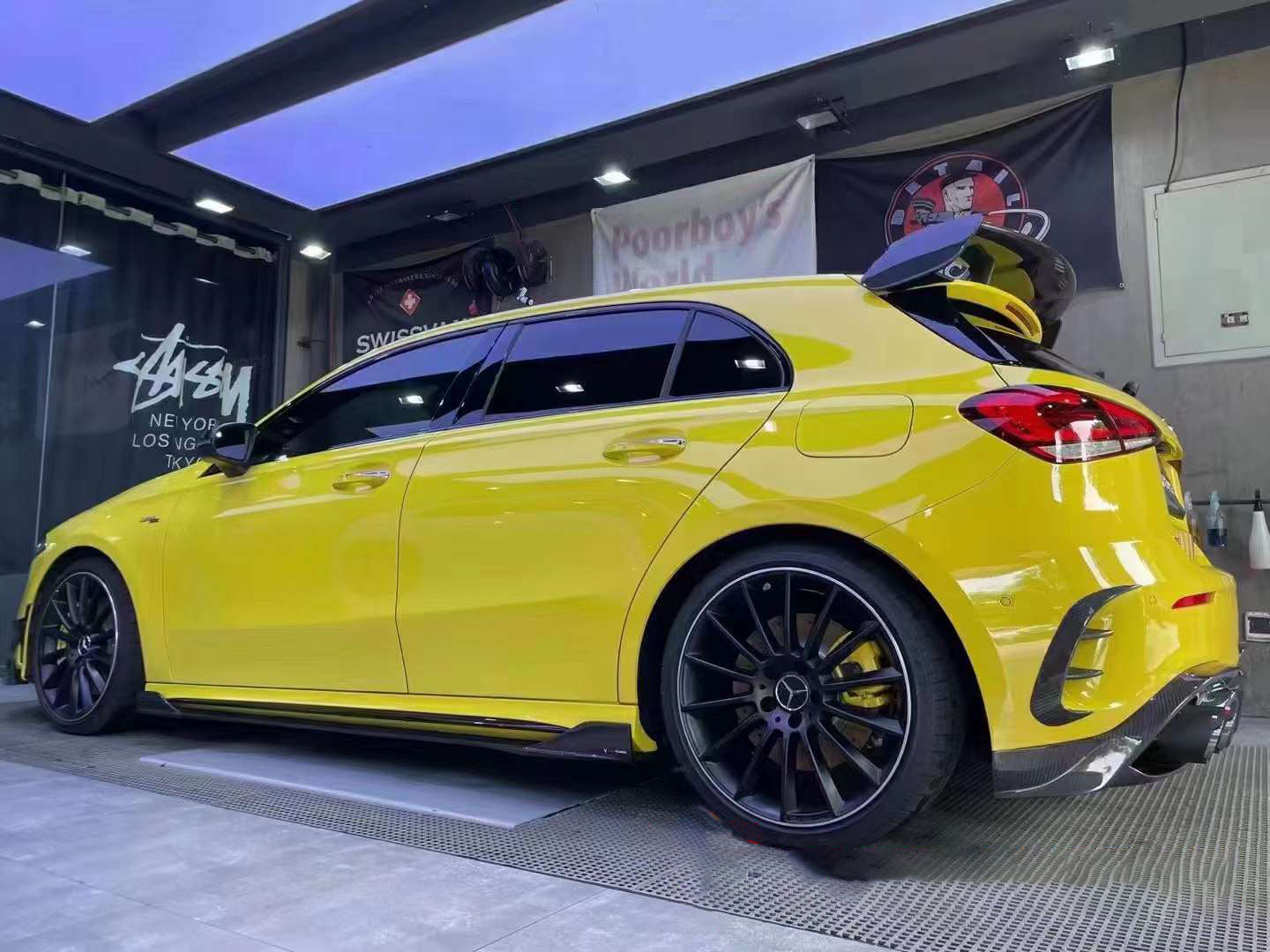 Mercedes-Benz A-Class W177 Dry Carbon Fiber Rear Fender Trim