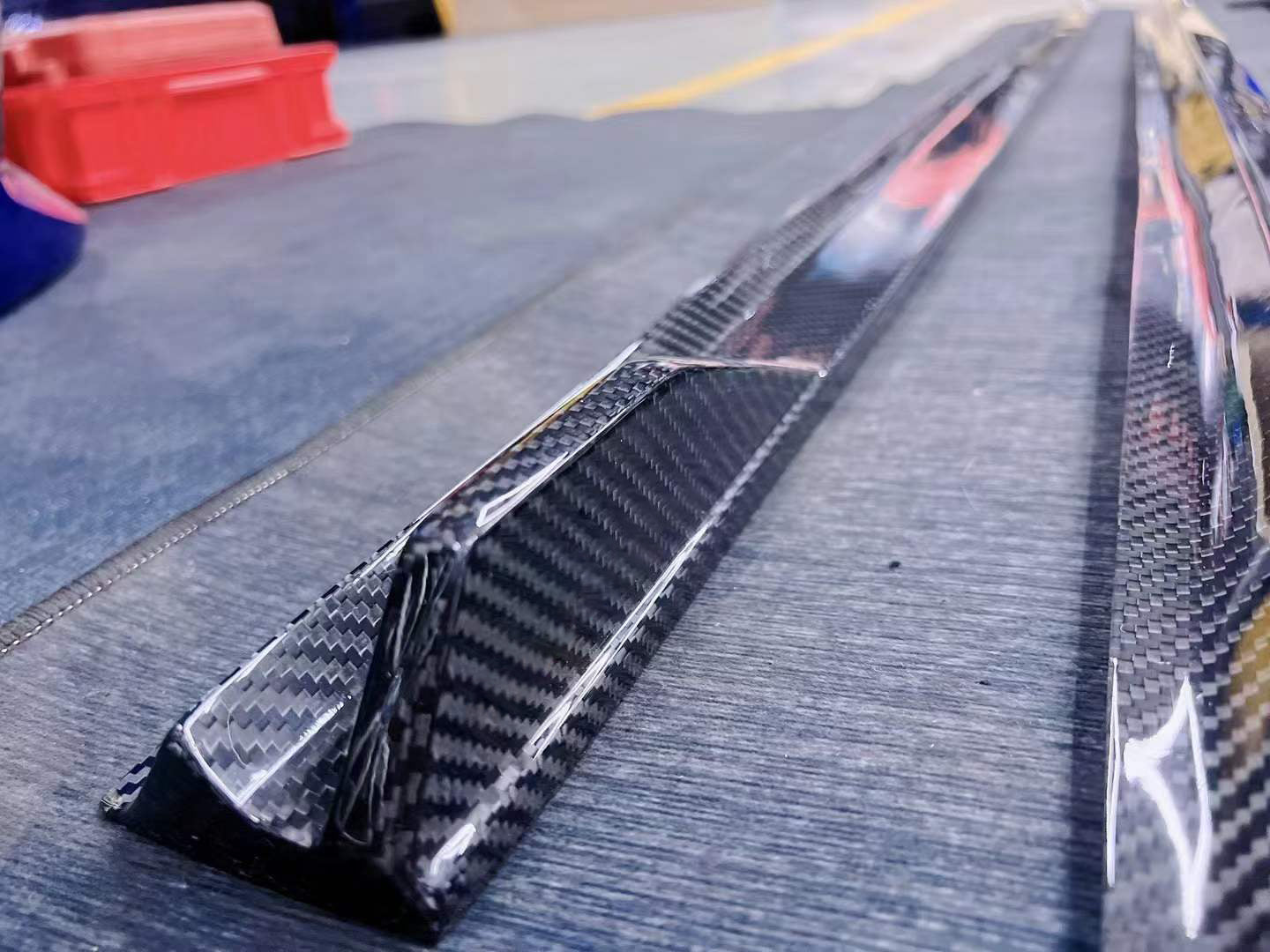 Mercedes-Benz C63 W205 AMG Dry carbon fiber Side Skirts