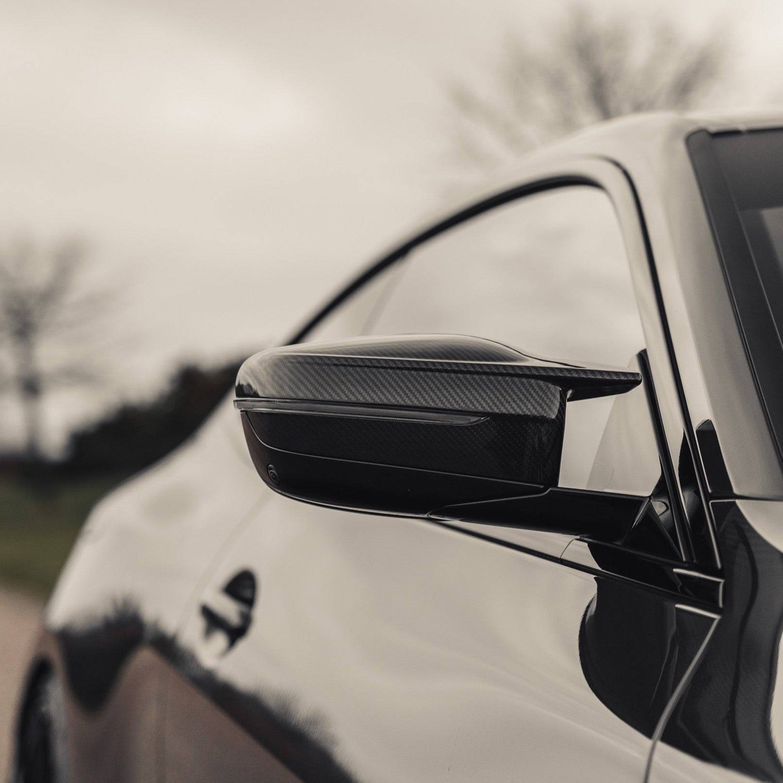 BMW M3/M4 G8x Dry carbon fiber Mirrors