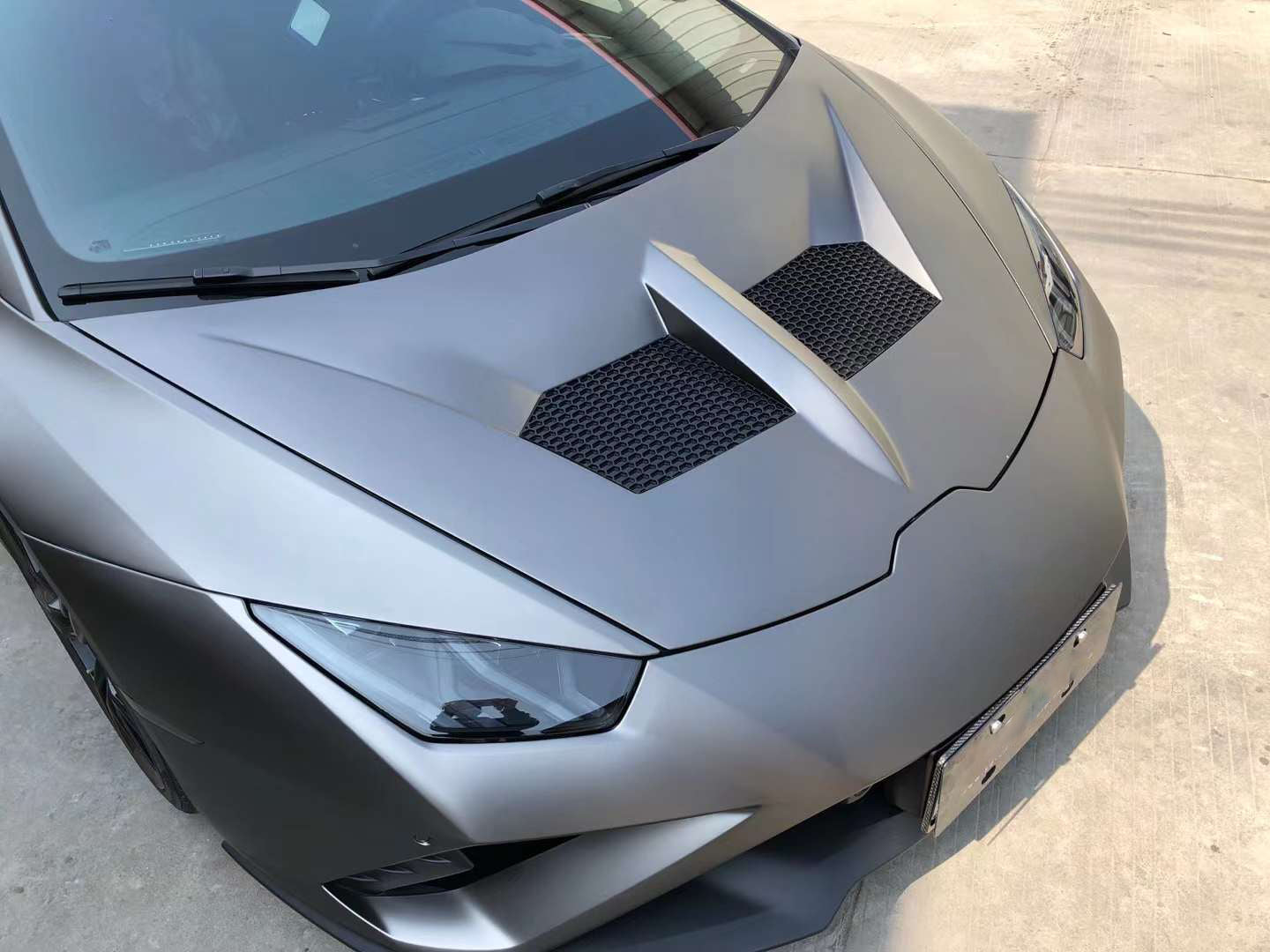 Lamborghini Huracán Dry carbon fiber SL-style Hood