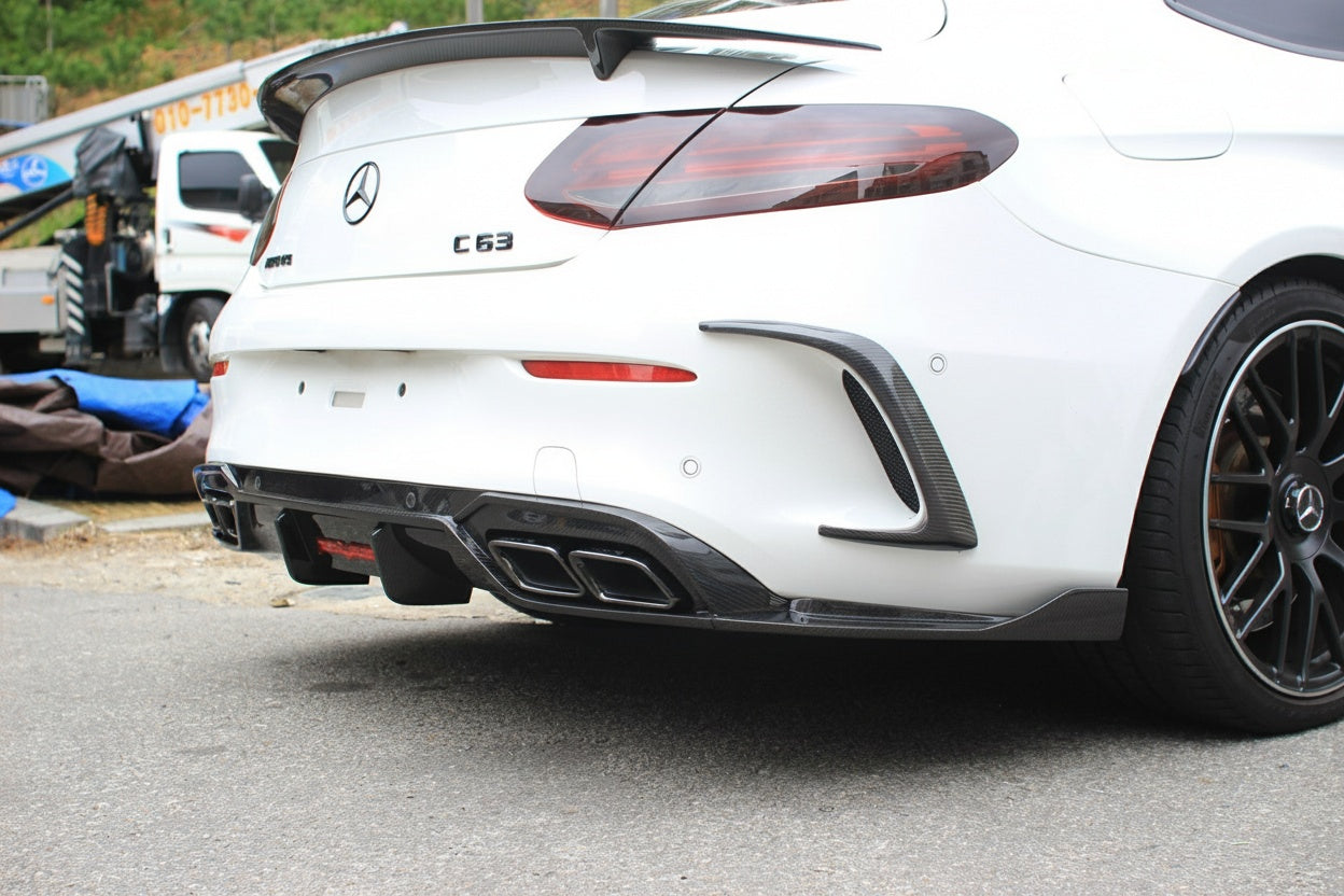 Mercedes-Benz C63 W205 AMG Dry carbon fiber Diffuser
