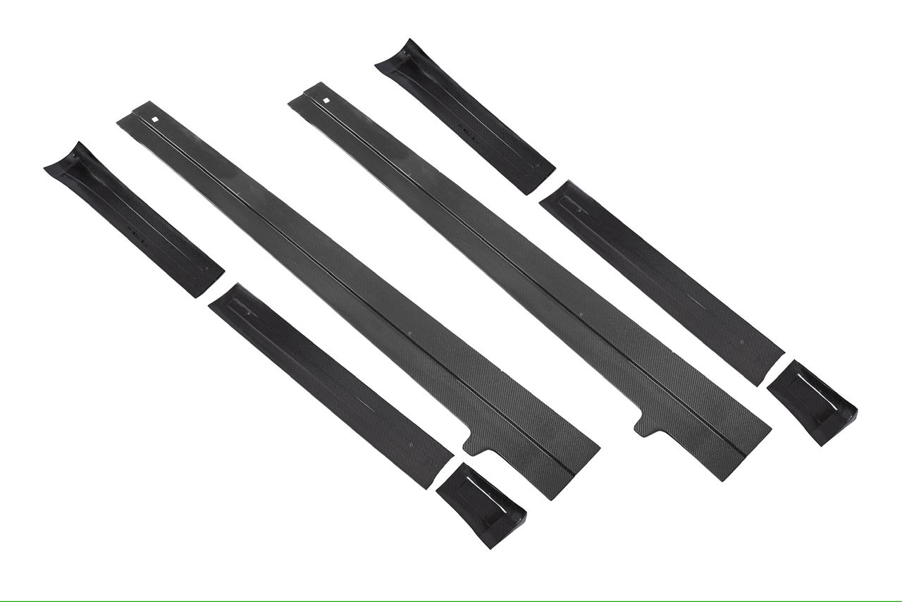 Aston Martin DBX Carbon fiber Side Skirts