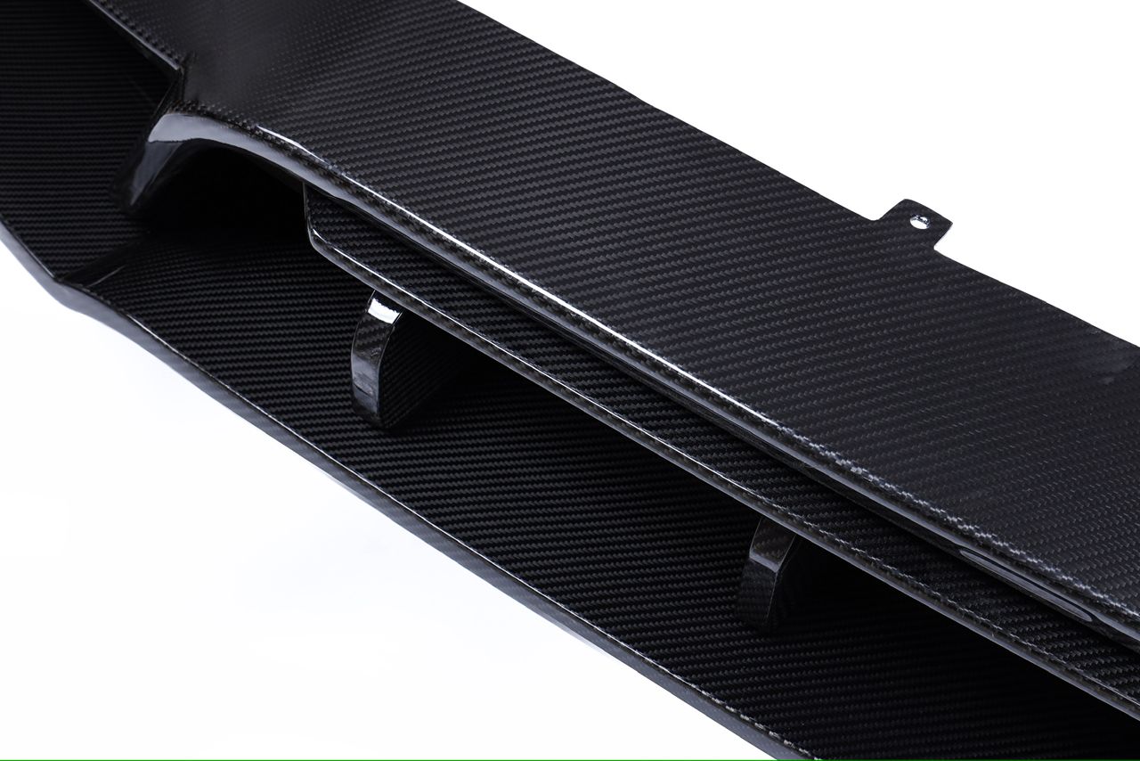 Aston Martin DBX Carbon fiber Diffuser