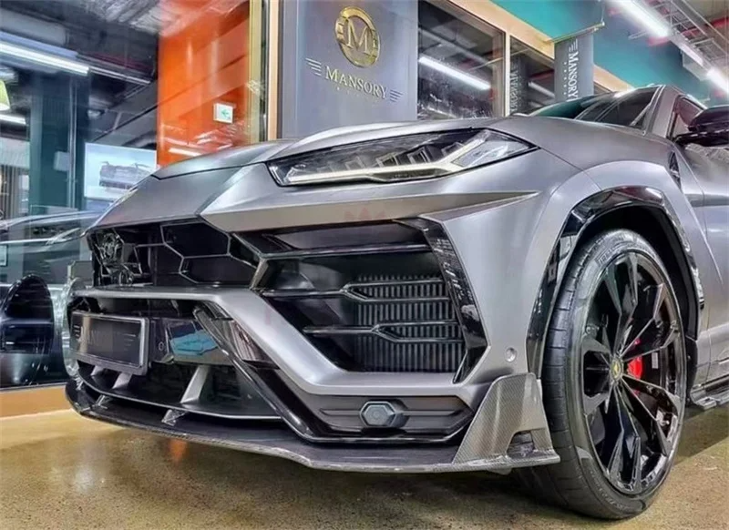Lamborghini Urus Dry carbon fiber Front Lip