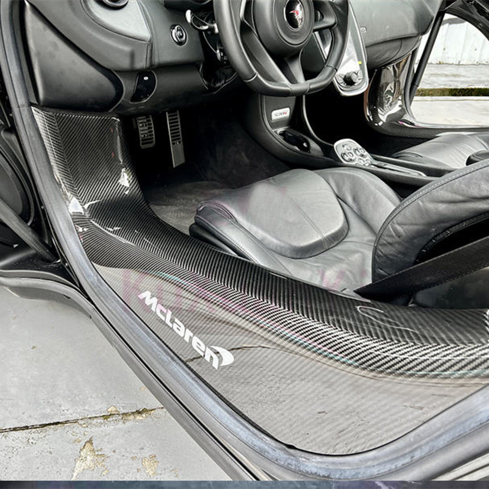McLaren 570S/540C/570GT/600LT Dry Carbon Fiber Door Stop