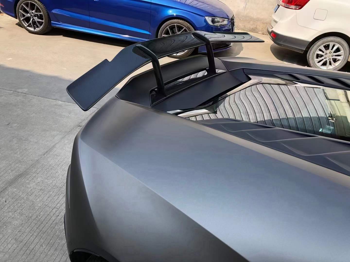 Lamborghini Huracán Dry carbon fiber SN-style Rear Wing