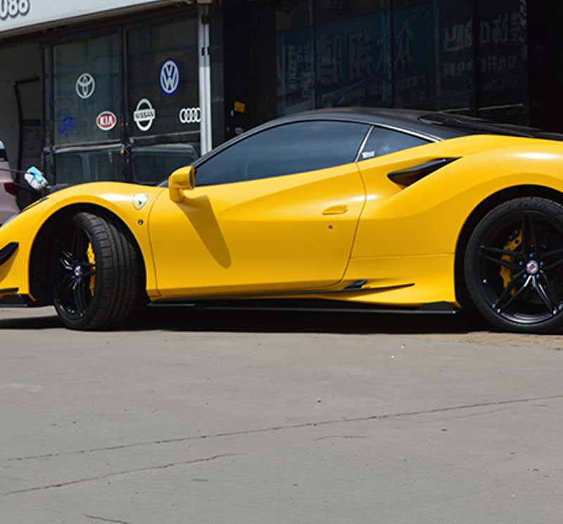 Ferrari F8 Dry carbon fiber Side Skirts
