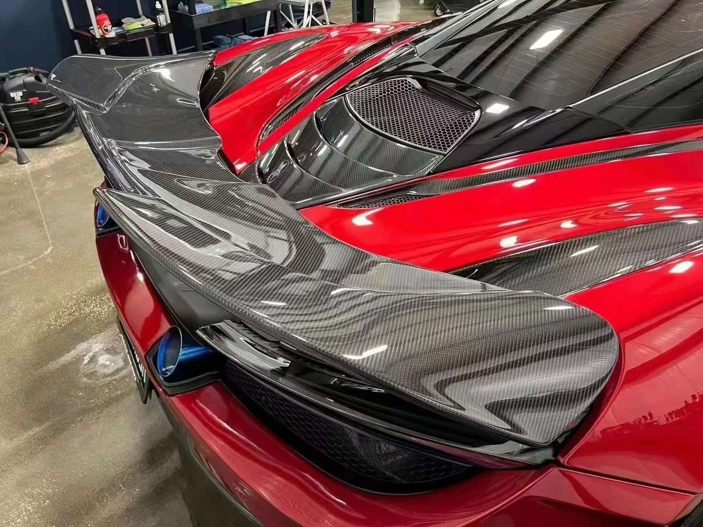 McLaren 720S Dry carbon fiber SRY style Rear Wing