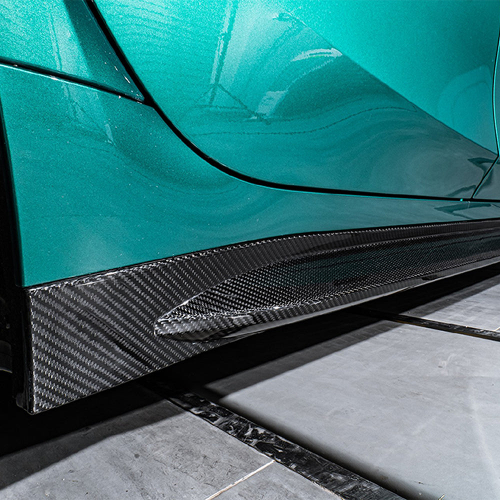 BMW M3/M4 G8x Dry carbon fiber Side Skirts