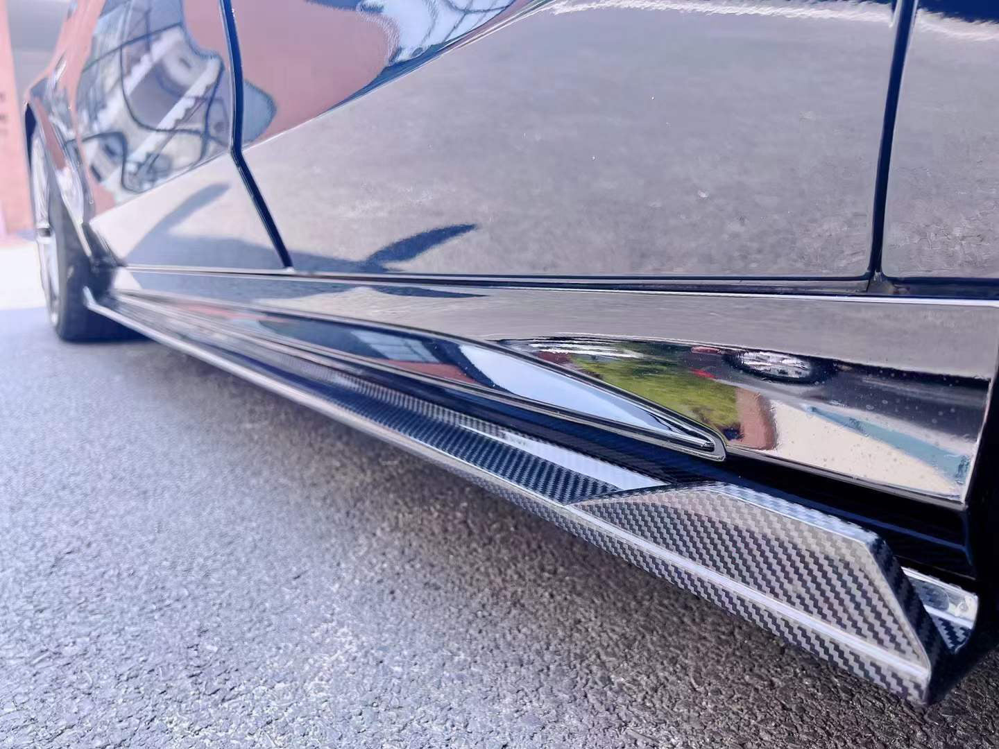 Mercedes-Benz C63 W205 AMG Dry carbon fiber Side Skirts
