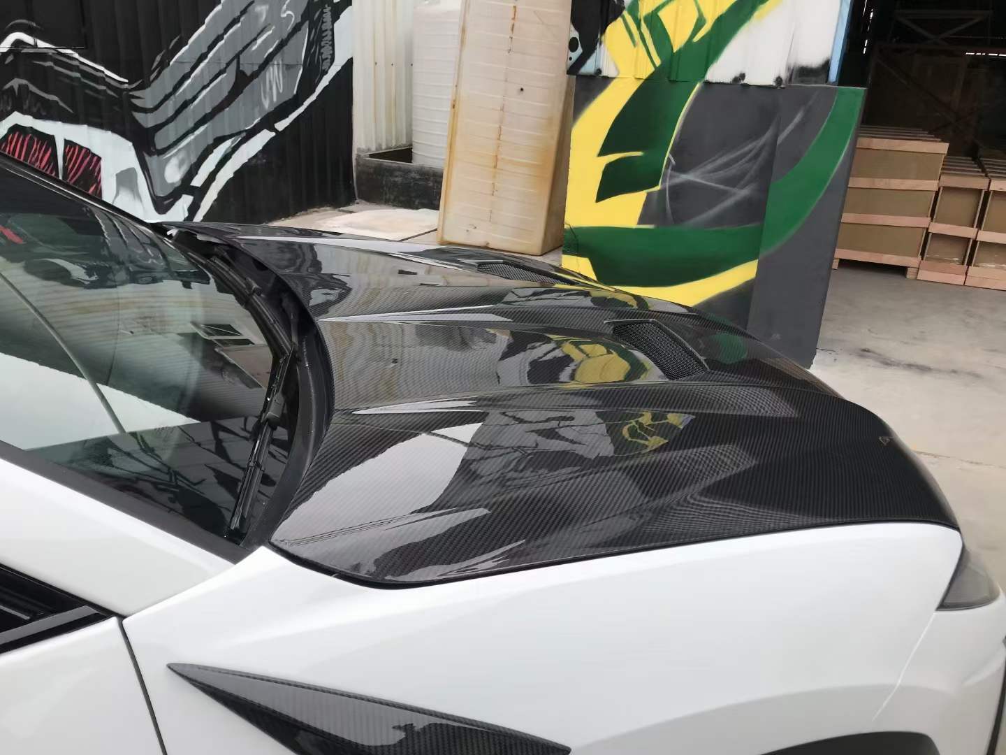 Lamborghini Urus Dry carbon fiber STOP-Style Hood