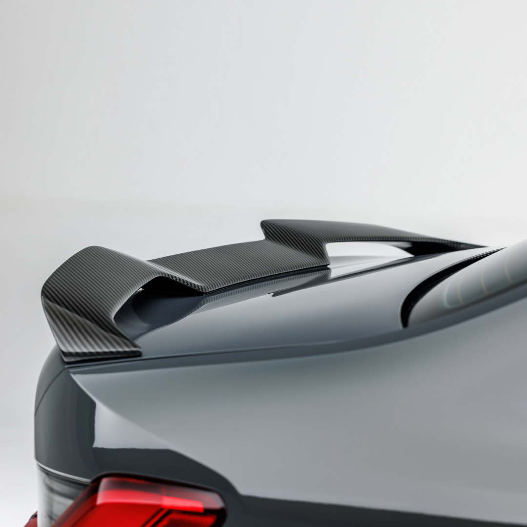 BMW M3/M4 G8x Dry carbon fiber V Rear Spoiler