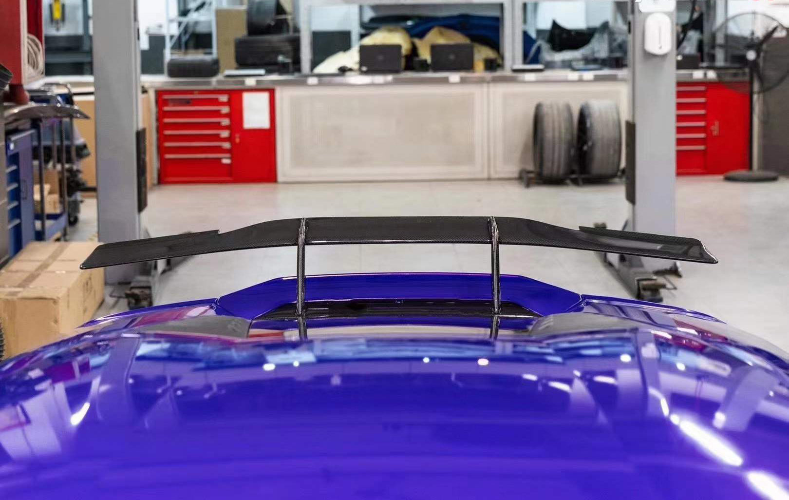 Lamborghini Huracán Dry carbon fiber SN-style Rear Wing