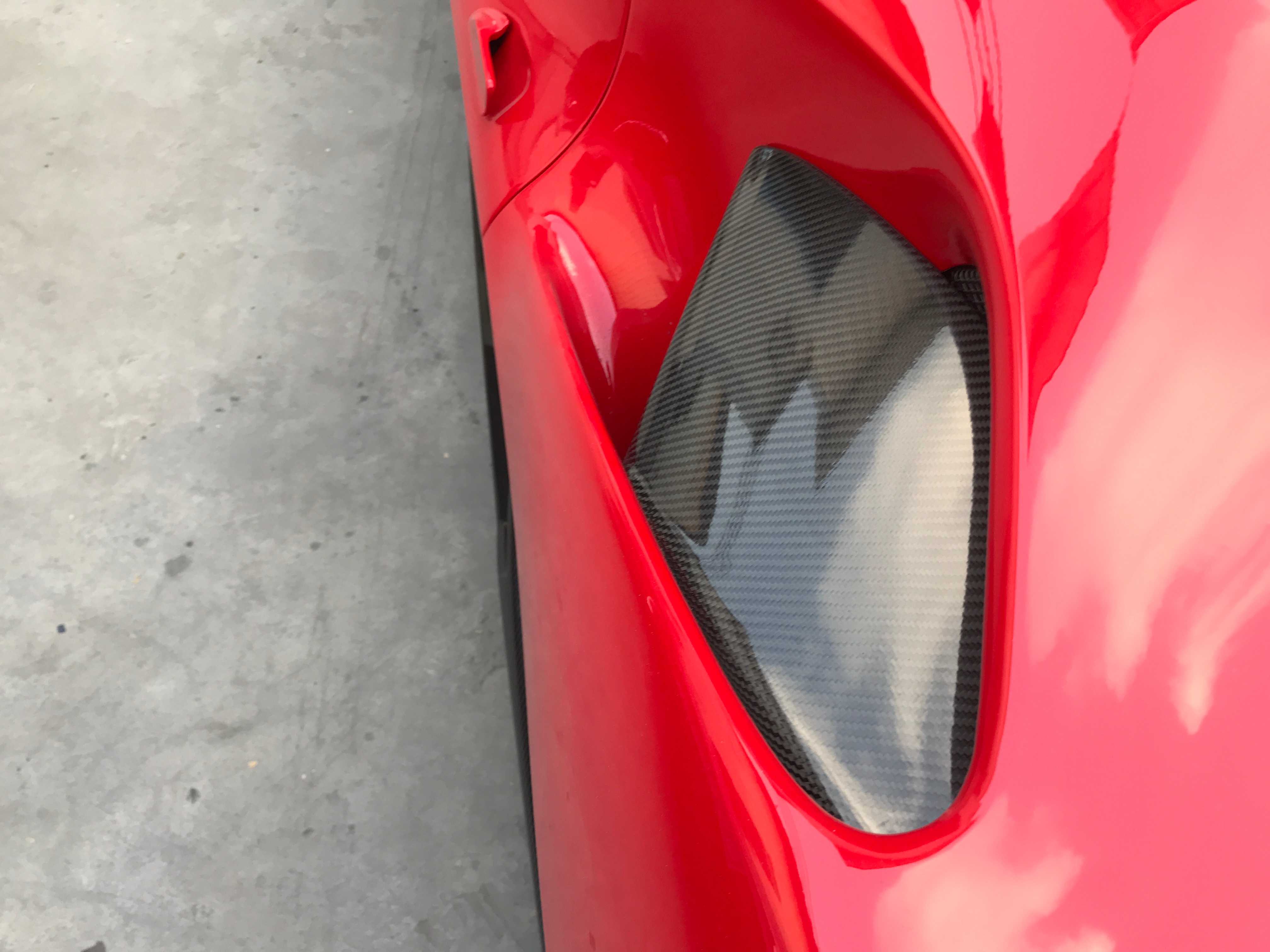 Ferrari 488 SN Dry carbon fiber Rear Fender Airintake Trims