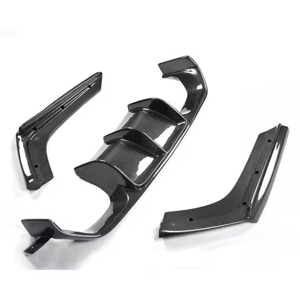 BMW M3/M4 F8x Dry carbon fiber V Diffuser