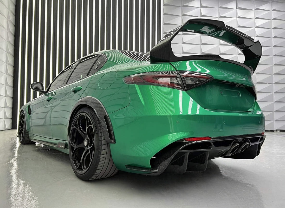 Alfa Romeo Giulia Dry Carbon fiber GTA Diffuser