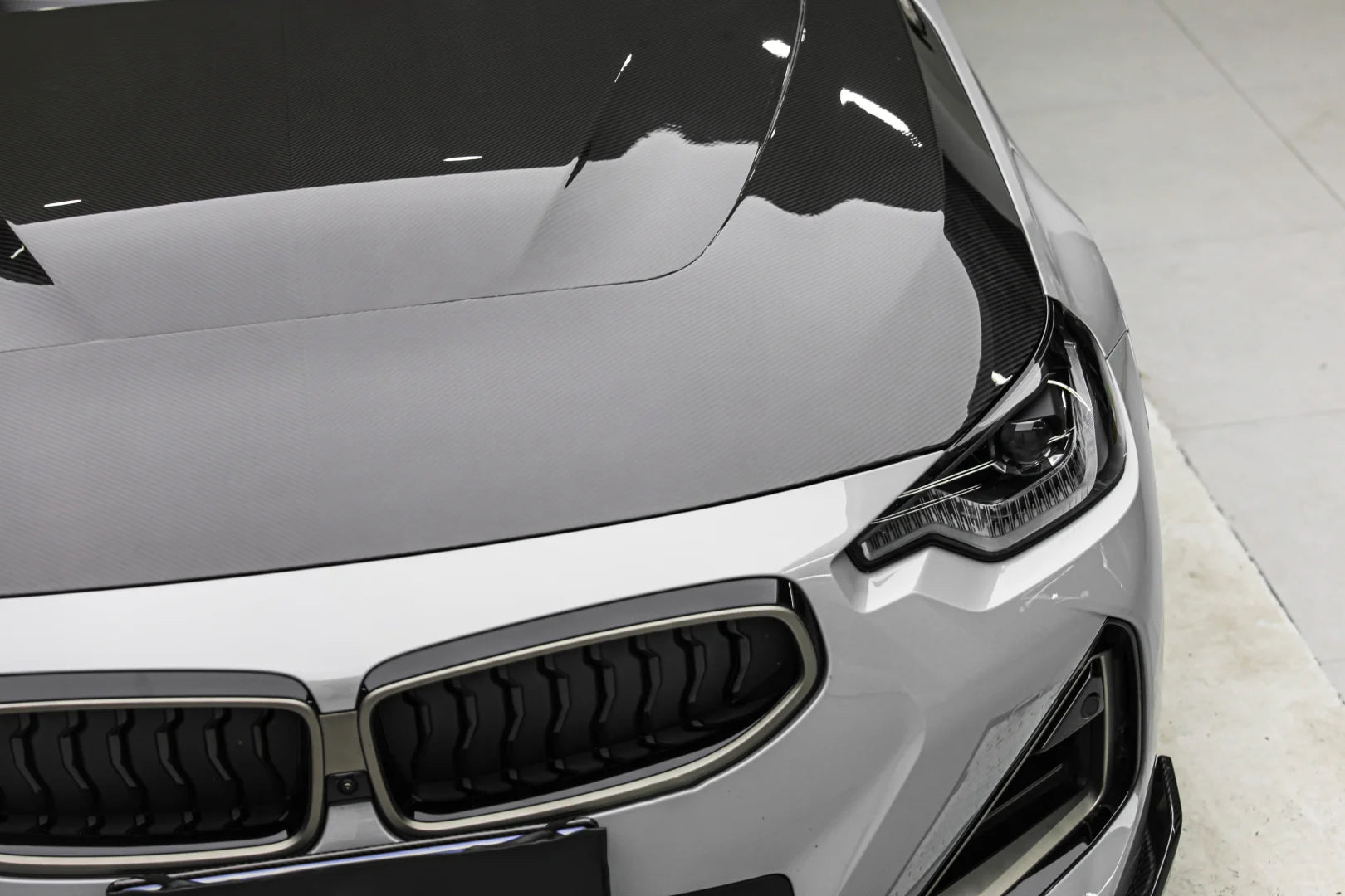 BMW M2 G87 Dry carbon fiber cover