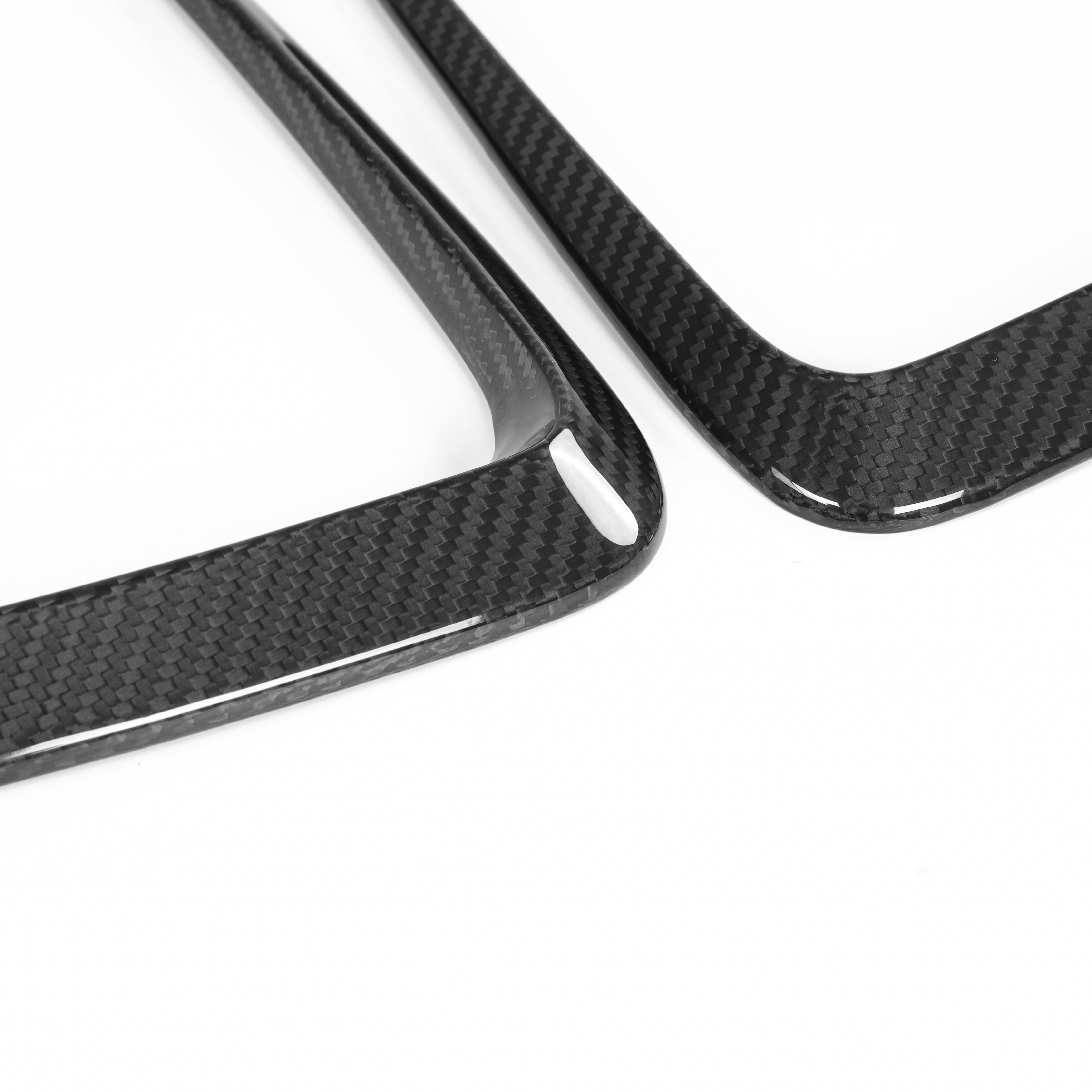 BMW M3/M4 G8x Dry carbon fiber Hoodscoop Trims