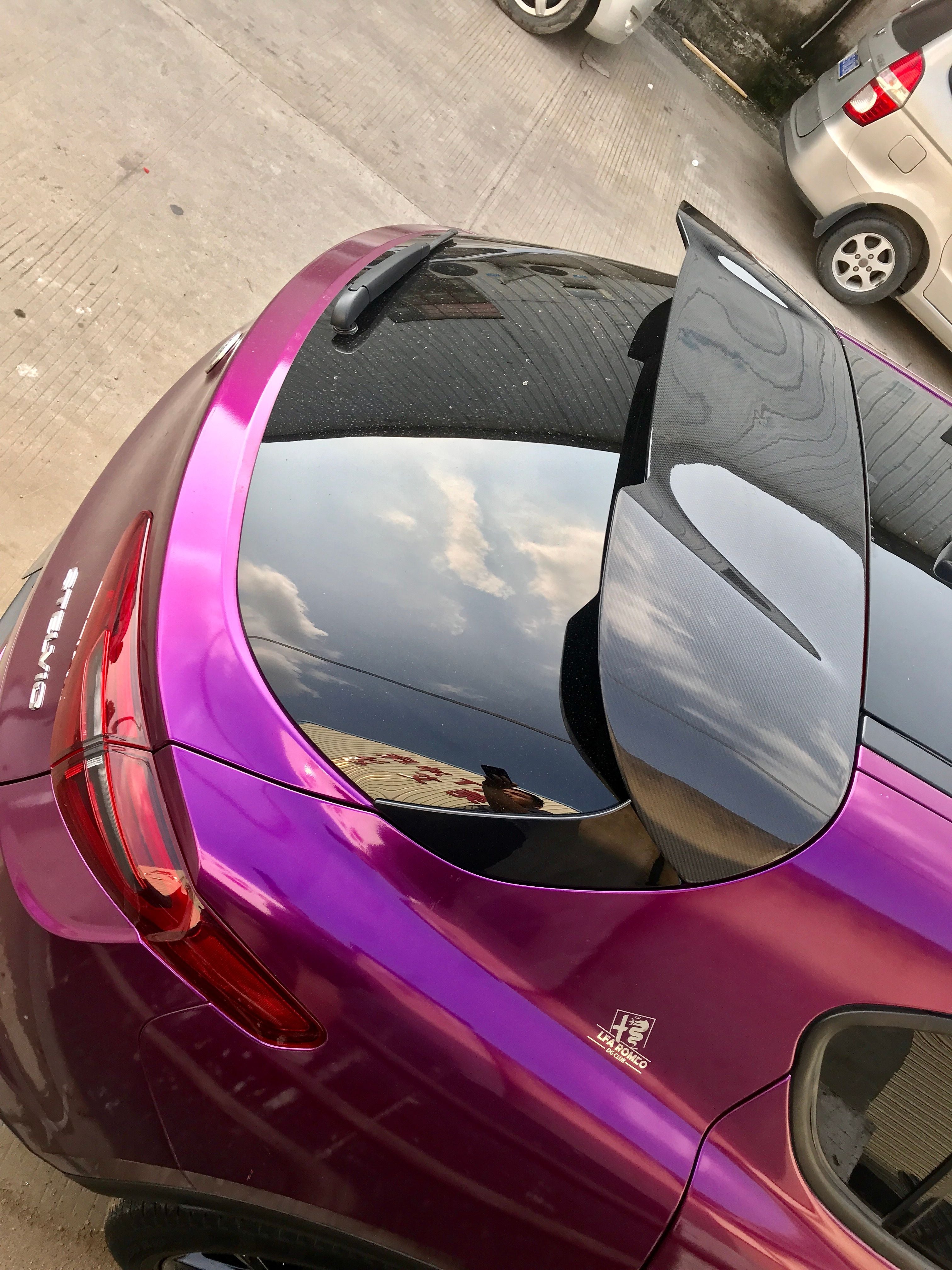 Alfa Romeo Stelvio Dry carbon fiber Rear Spoiler