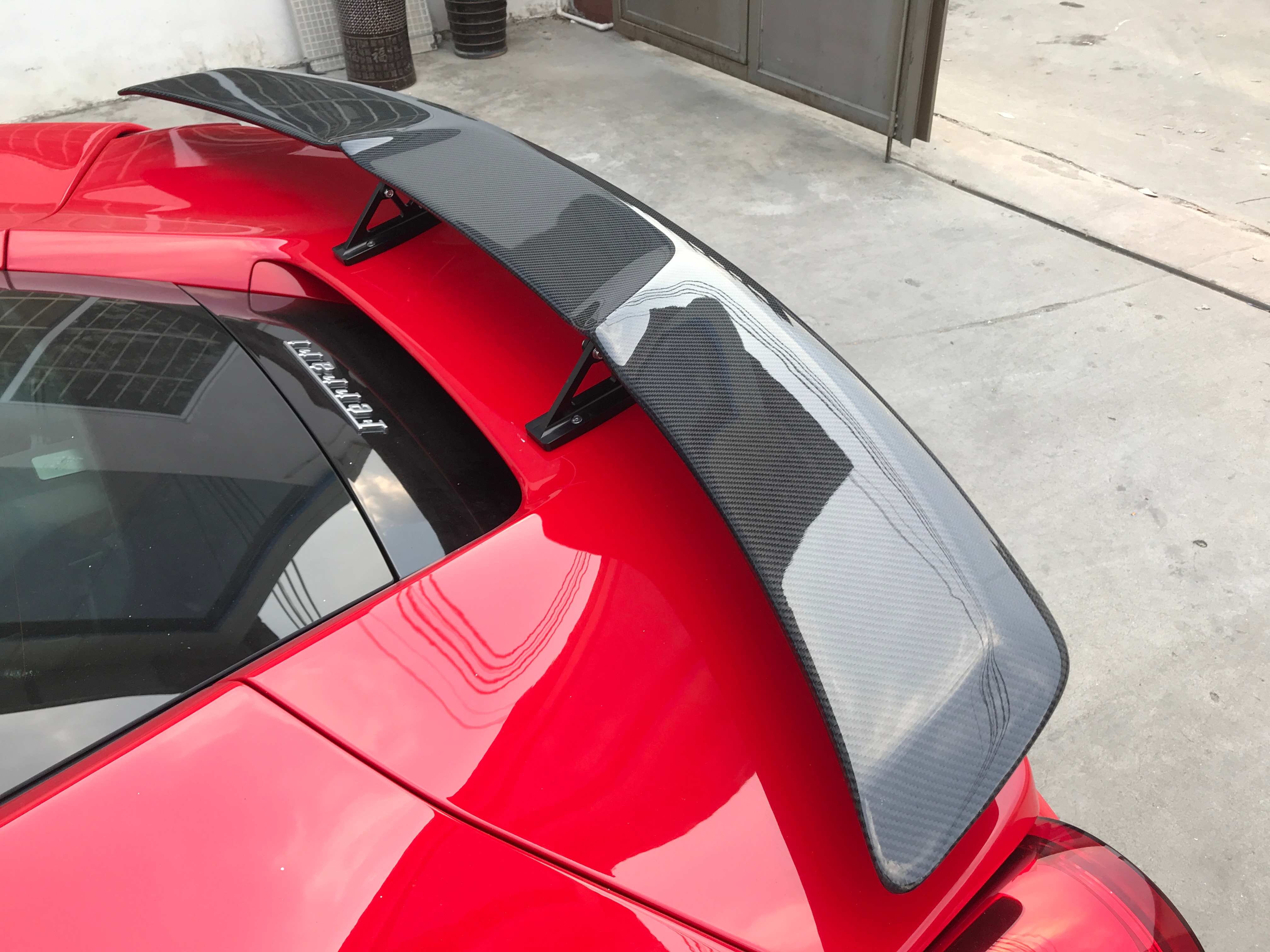 Ferrari 488 SN Dry carbon fiber Rear Spoiler
