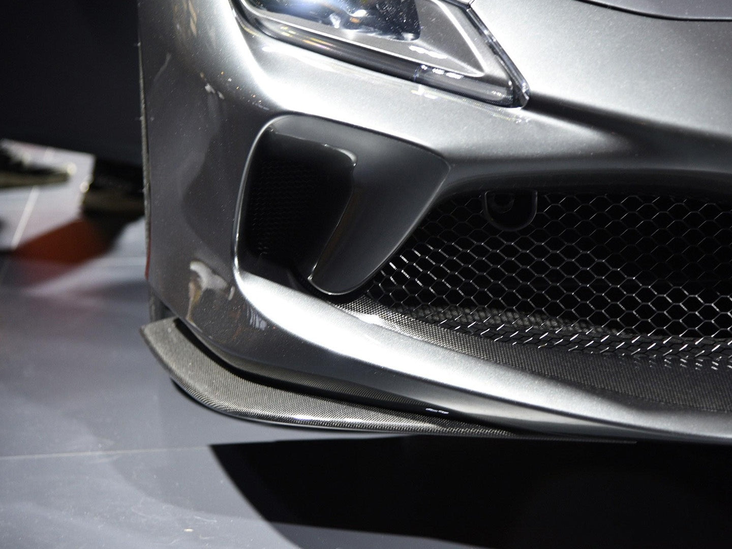 Ferrari F8 Dry carbon fiber OEM front Front Lips