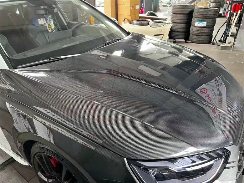 Audi A5/S5 B9 Dry carbon fiber Hood
