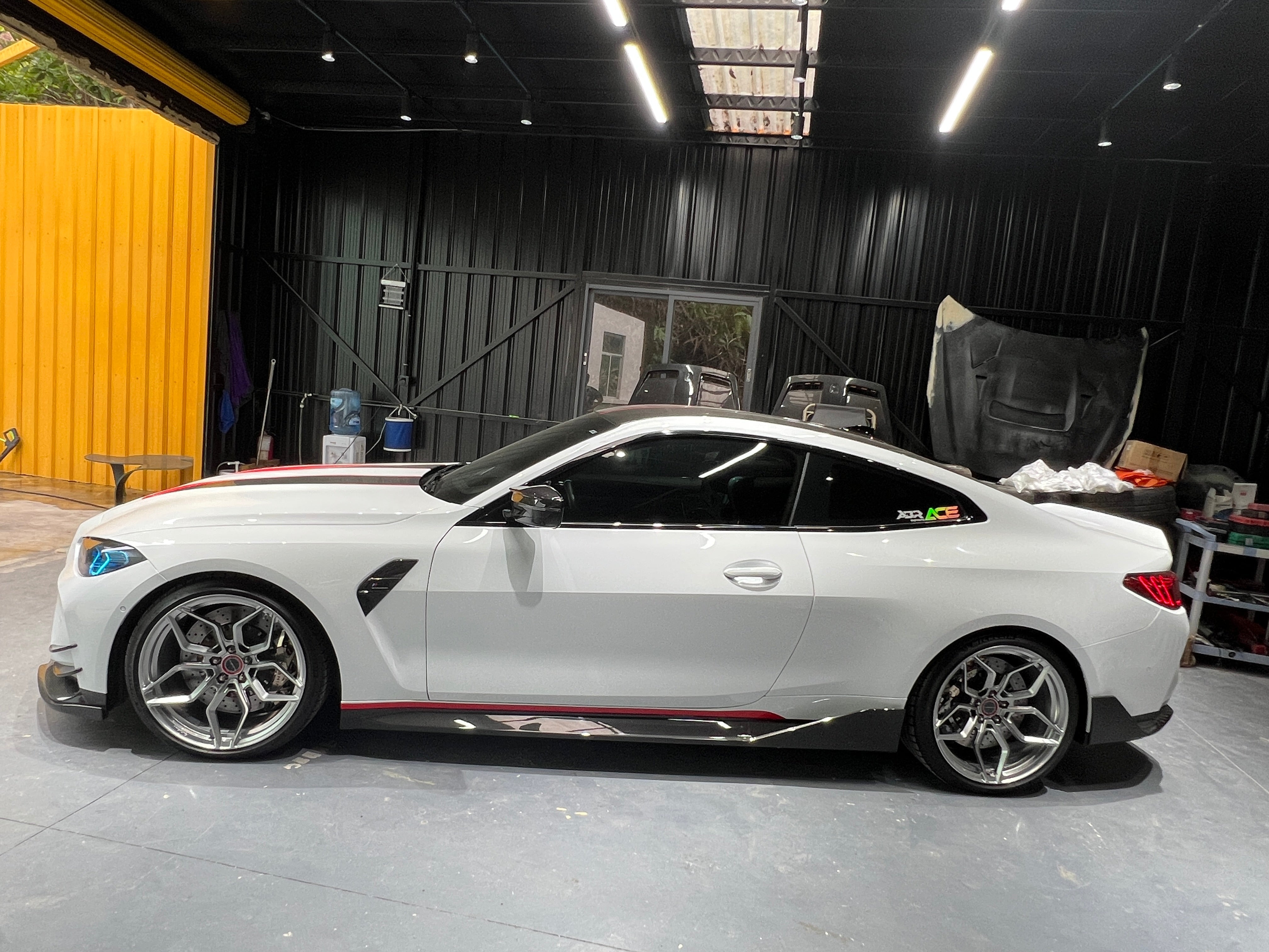 BMW M3/M4 G8x Dry Carbon Fiber M-Performance Side Skirts