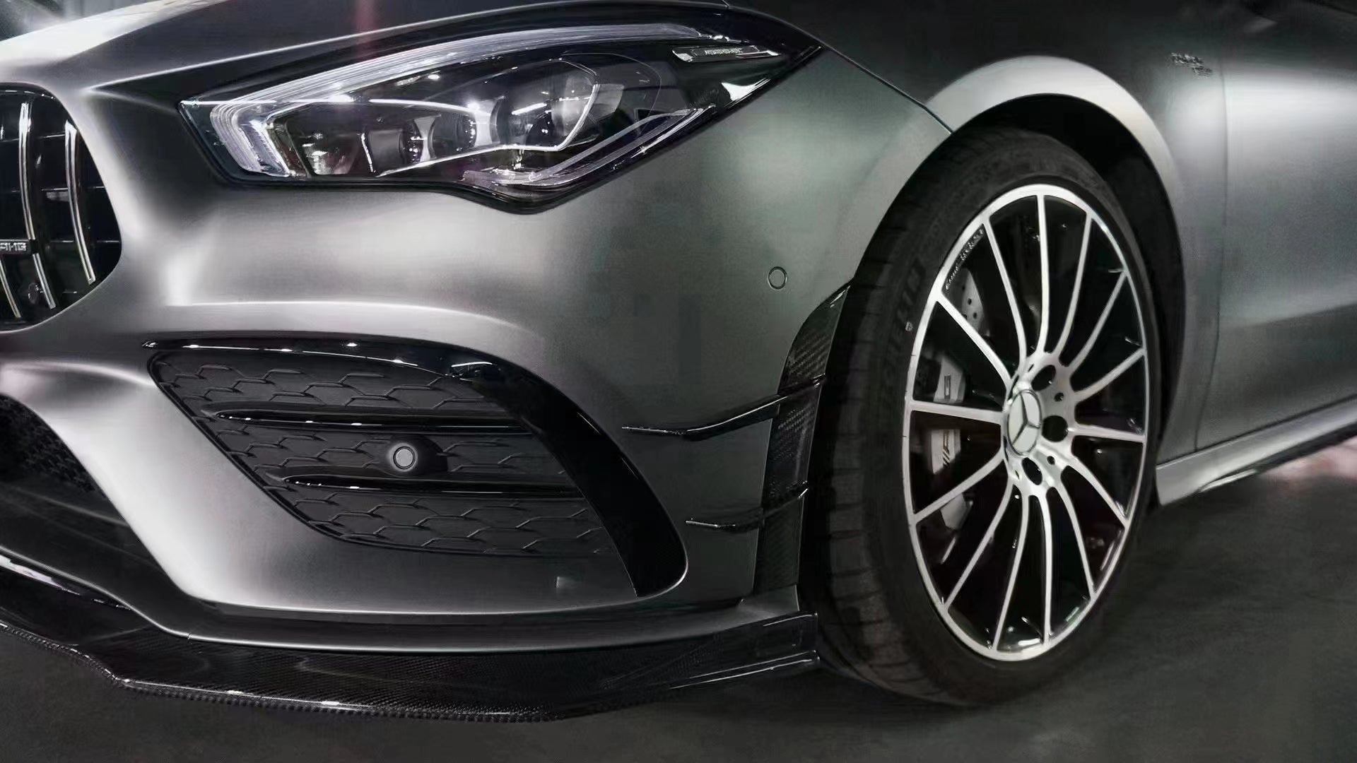 Mercedes-Benz CLA45 C118 AMG Dry carbon fiber Front Air Knives