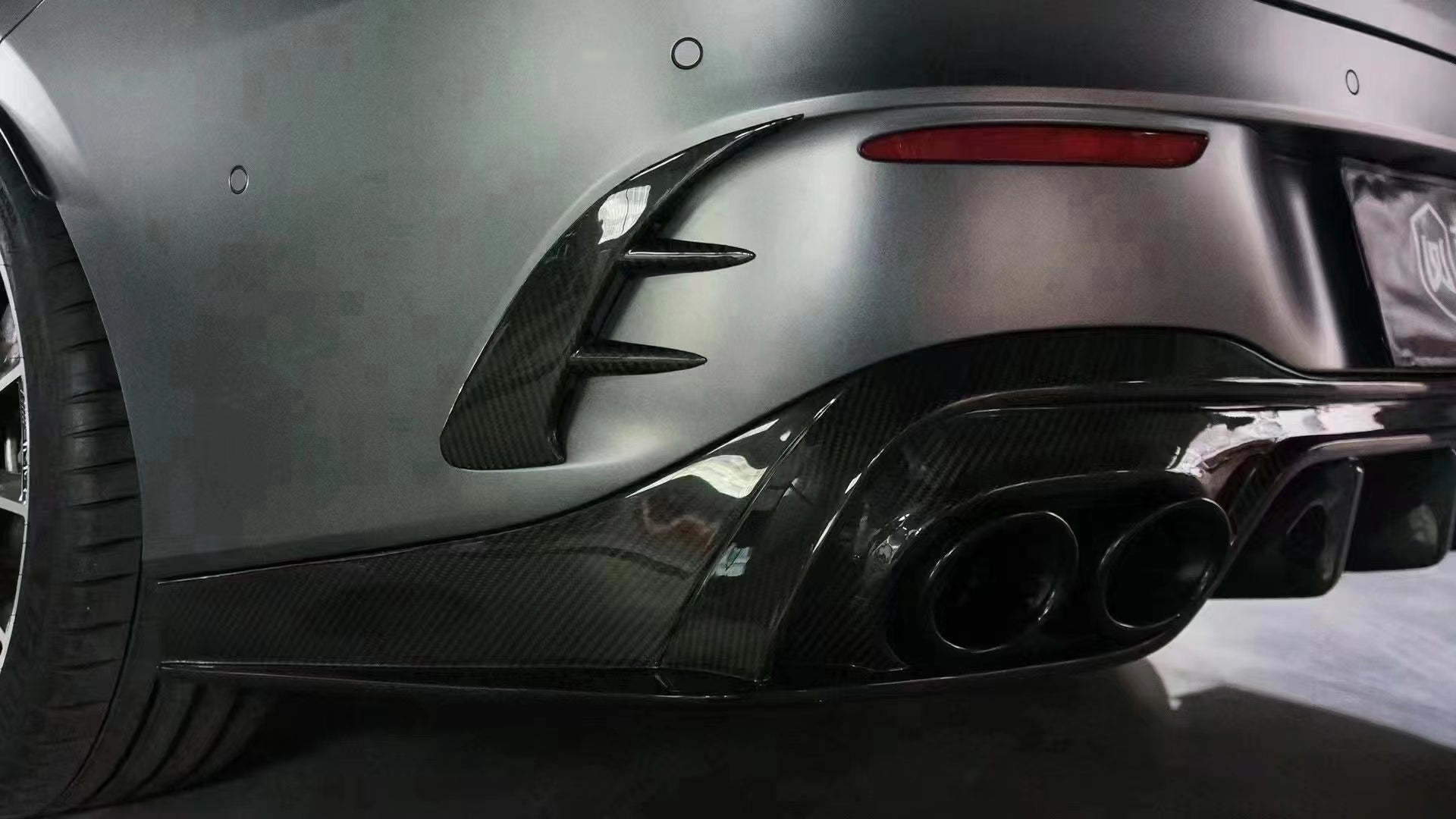 Mercedes-Benz C-Class W205 AMG-Line Dry carbon fiber Rear Fender Trims